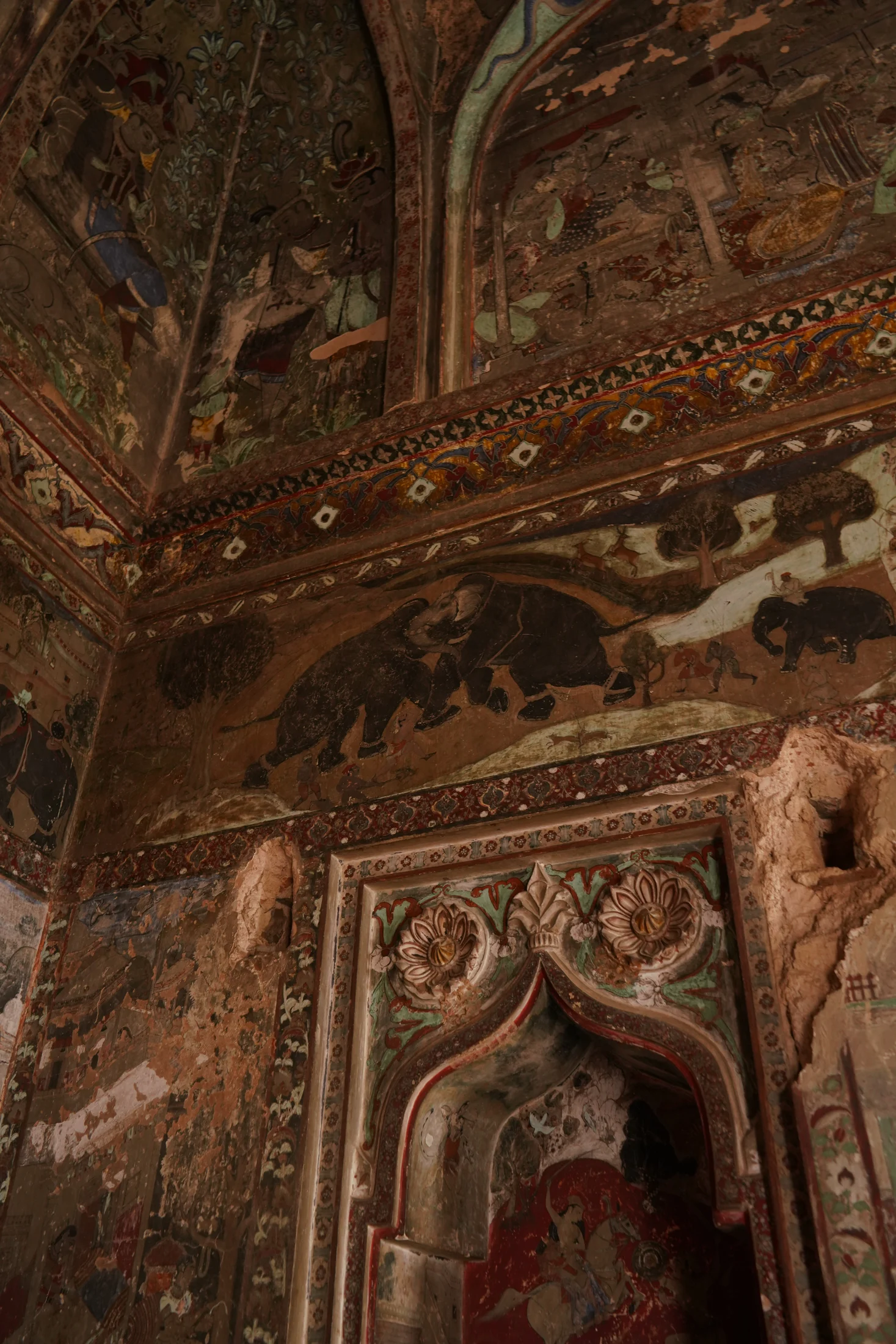 Badal Mahal painted chamber at Bundi Palace